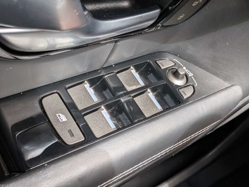 Used 2018 Land Rover Range Rover Evoque HSE Dynamic AWD/4WD image 23