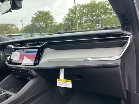 New 2026 Jeep Cherokee Laredo image 22