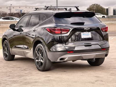 Used 2023 Chevrolet Blazer Premier w/ Enhanced Convenience Package FWD image 5