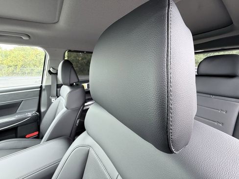 New 2026 Hyundai Santa Fe Limited image 24