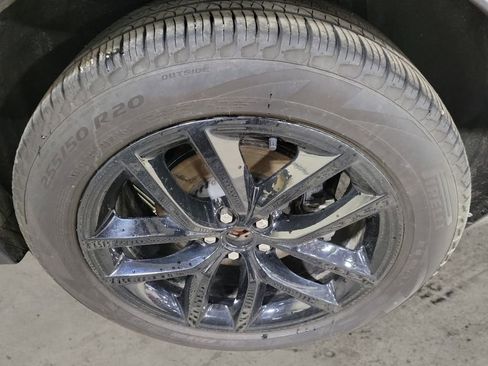 Certified 2026 Land Rover Range Rover Velar S image 10