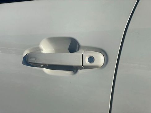 Used 2024 Subaru Crosstrek 2.0i Premium image 27