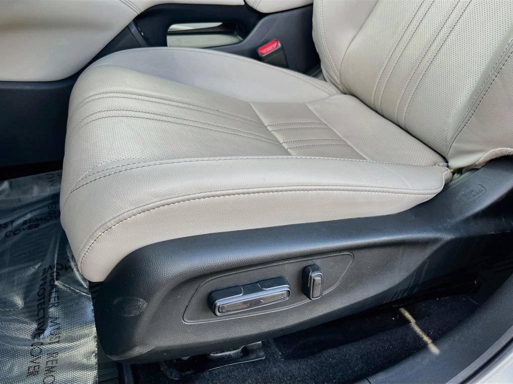 Used 2025 Honda HR-V EX-L image 18