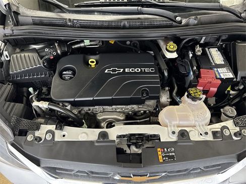 Used 2022 Chevrolet Spark LT image 26