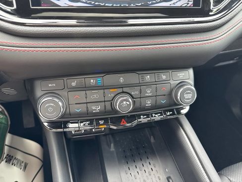 Used 2026 Dodge Durango GT AWD/4WD image 35