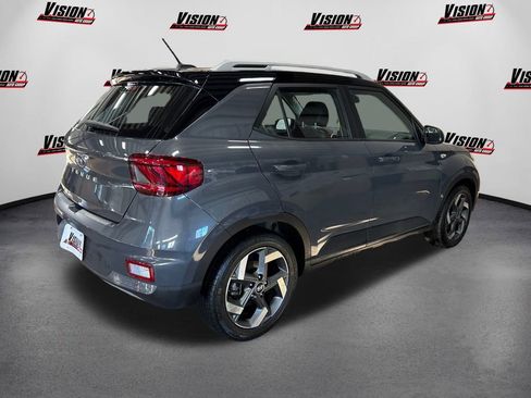 Certified 2023 Hyundai Venue Limited w/ Cargo Package image 5