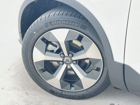 New 2026 Volvo XC40 B5 Plus w/ Protection Package Premier AWD/4WD image 12