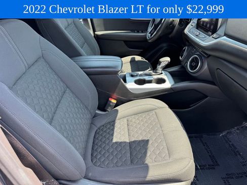 Used 2022 Chevrolet Blazer LT AWD/4WD image 9