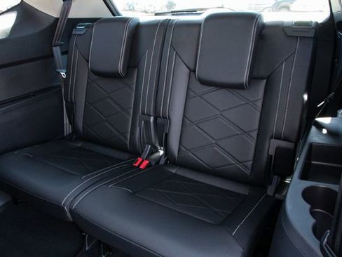 New 2026 Volkswagen Atlas SE image 29