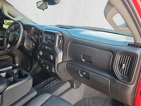 Used 2022 Chevrolet Silverado 1500 Custom AWD/4WD image 27