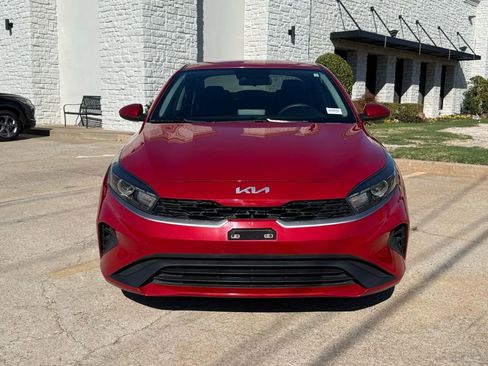 Used 2022 Kia Forte LXS image 3