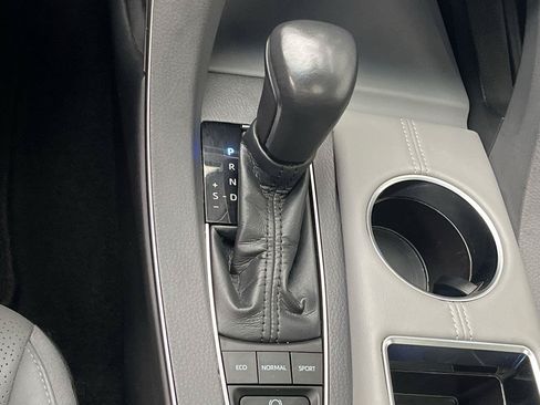 Used 2021 Toyota Avalon Limited w/ Advanced Safety Package FWD image 25