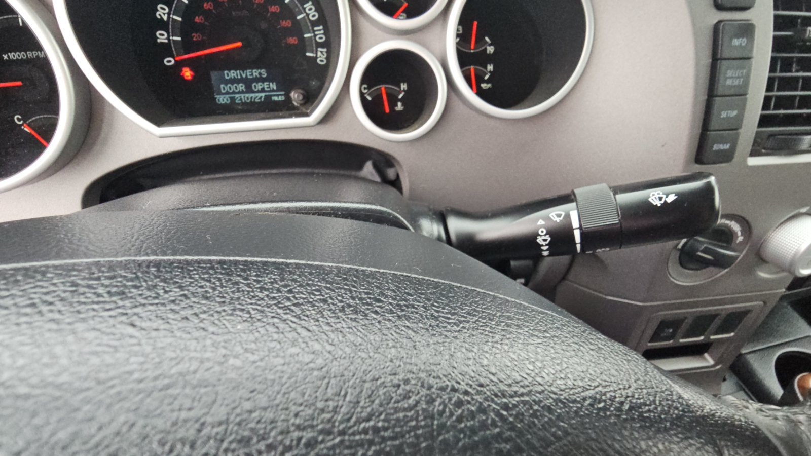 Used 2013 Toyota Tundra Limited AWD/4WD image 13