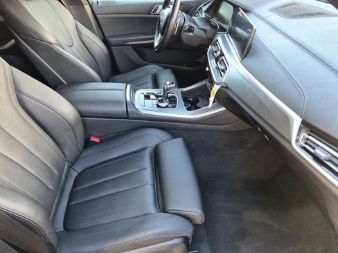 Certified 2022 BMW X5 xDrive40i w/ Premium Package AWD/4WD image 23