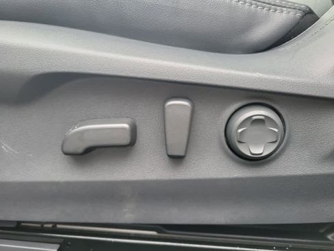 Certified 2025 Subaru Outback Limited w/ Popular Package #2 image 29