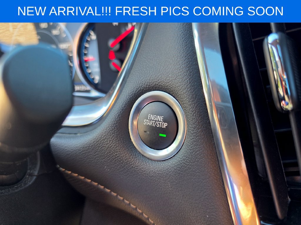 Used 2023 Chevrolet Traverse Premier w/ LPO, Cargo Package FWD image 12