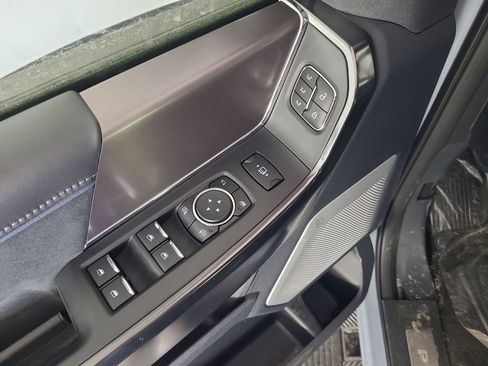 New 2026 Ford F350 Platinum image 19