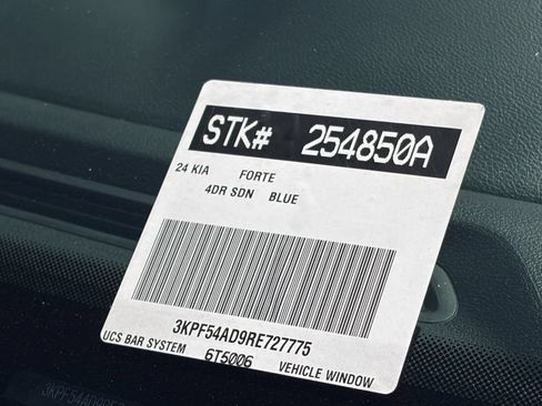 Used 2024 Kia Forte GT-Line FWD image 35