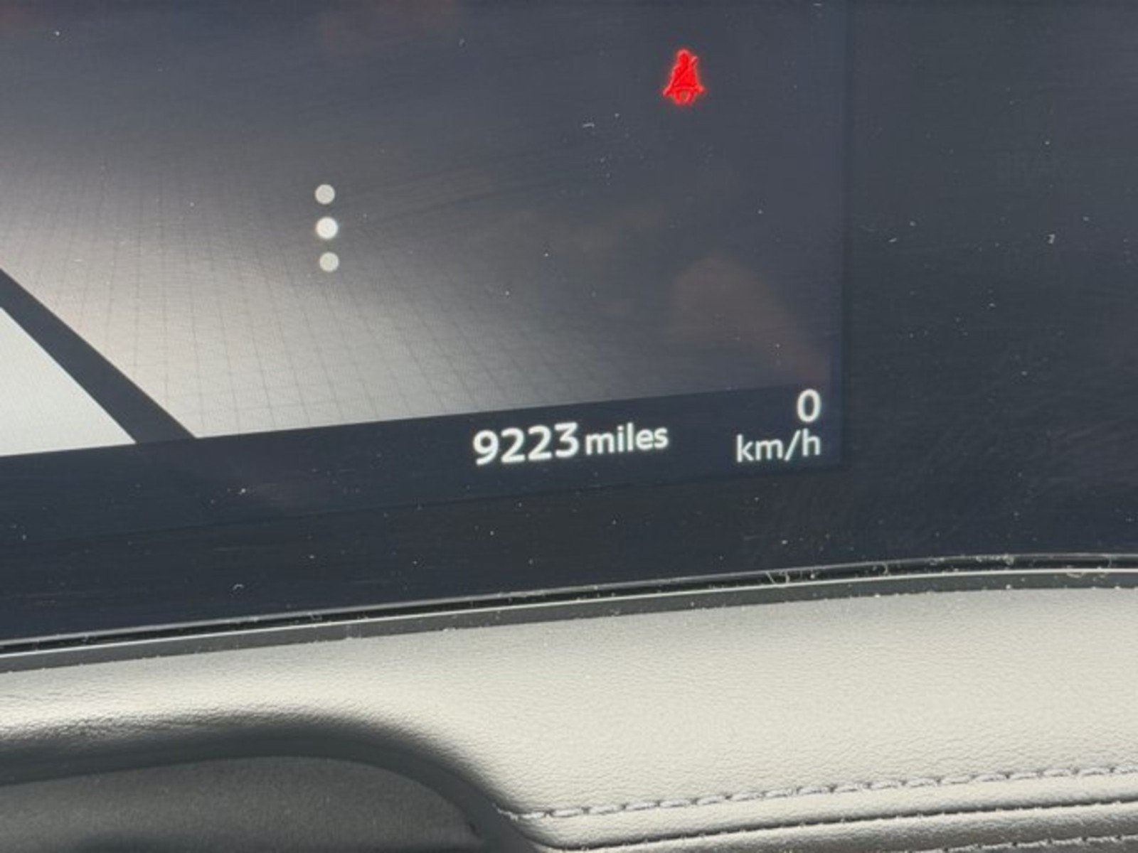 Used 2024 Nissan Ariya FWD image 23