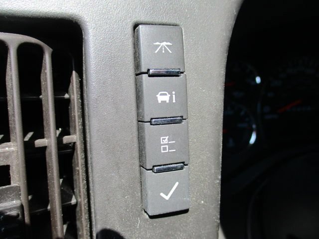 Used 2020 Chevrolet Express 2500 w/ Driver Convenience Package RWD image 12