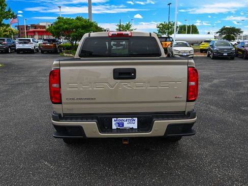 Used 2021 Chevrolet Colorado Z71 AWD/4WD image 6