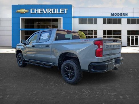 New 2026 Chevrolet Silverado 1500 Custom Trail Boss w/ LPO, Dark Essentials Package AWD/4WD image 3