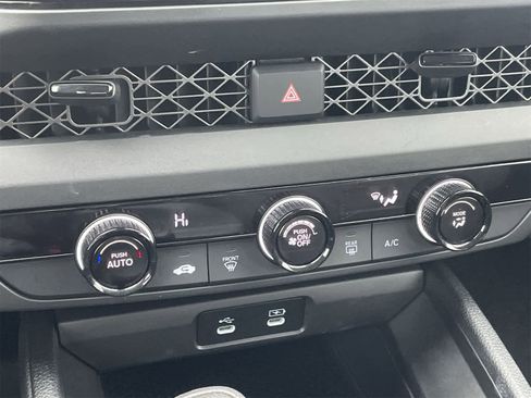 Certified 2025 Honda Accord LX image 29