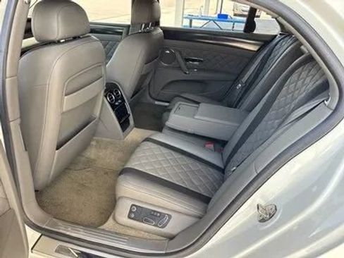 Used 2018 Bentley Flying Spur S W12 AWD/4WD image 6
