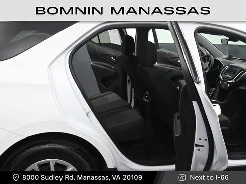Used 2023 Chevrolet Equinox LT FWD image 10