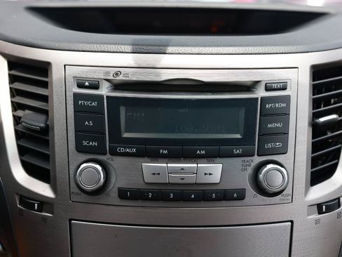 Used 2012 Subaru Outback 2.5i Premium w/ Popular Pkg 1B AWD/4WD image 32