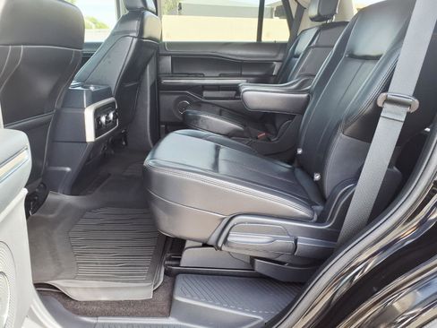 Certified 2023 Ford Expedition XLT RWD image 18