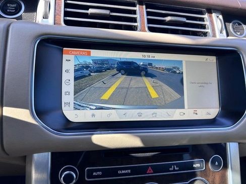 Used 2017 Land Rover Range Rover HSE image 25