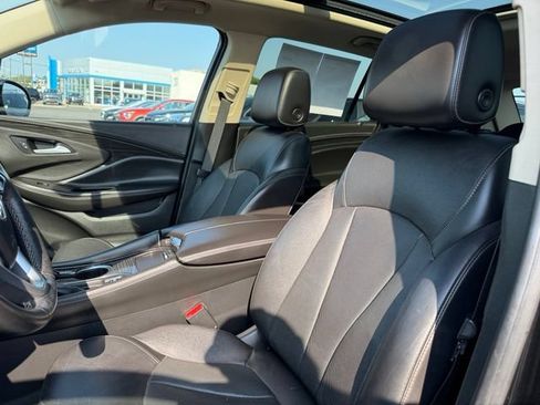 Used 2016 Buick Envision Premium AWD/4WD image 18
