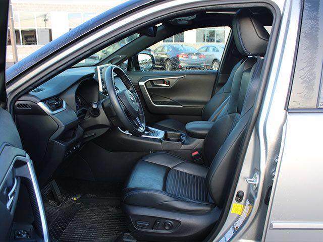 Used 2019 Toyota RAV4 XSE w/ XSE Weather Package AWD/4WD image 13