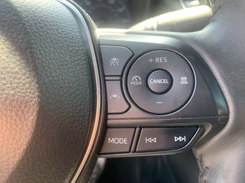 Used 2024 Toyota Corolla SE FWD image 17