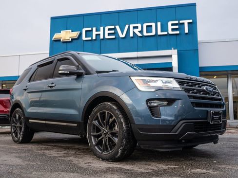 Used 2019 Ford Explorer XLT w/ XLT Sport Appearance Package image 1