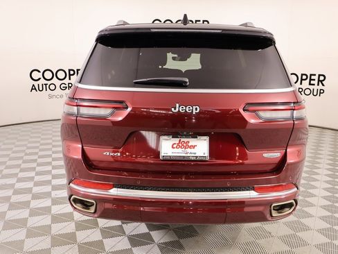 Used 2023 Jeep Grand Cherokee L Summit w/ Luxury Tech Group V image 25