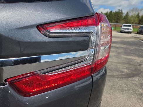 Certified 2025 Subaru Ascent Limited AWD/4WD image 29