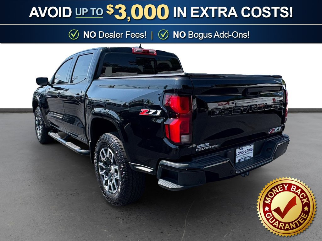 Used 2023 Chevrolet Colorado Z71 w/ Z71 Convenience Package 2 AWD/4WD image 4