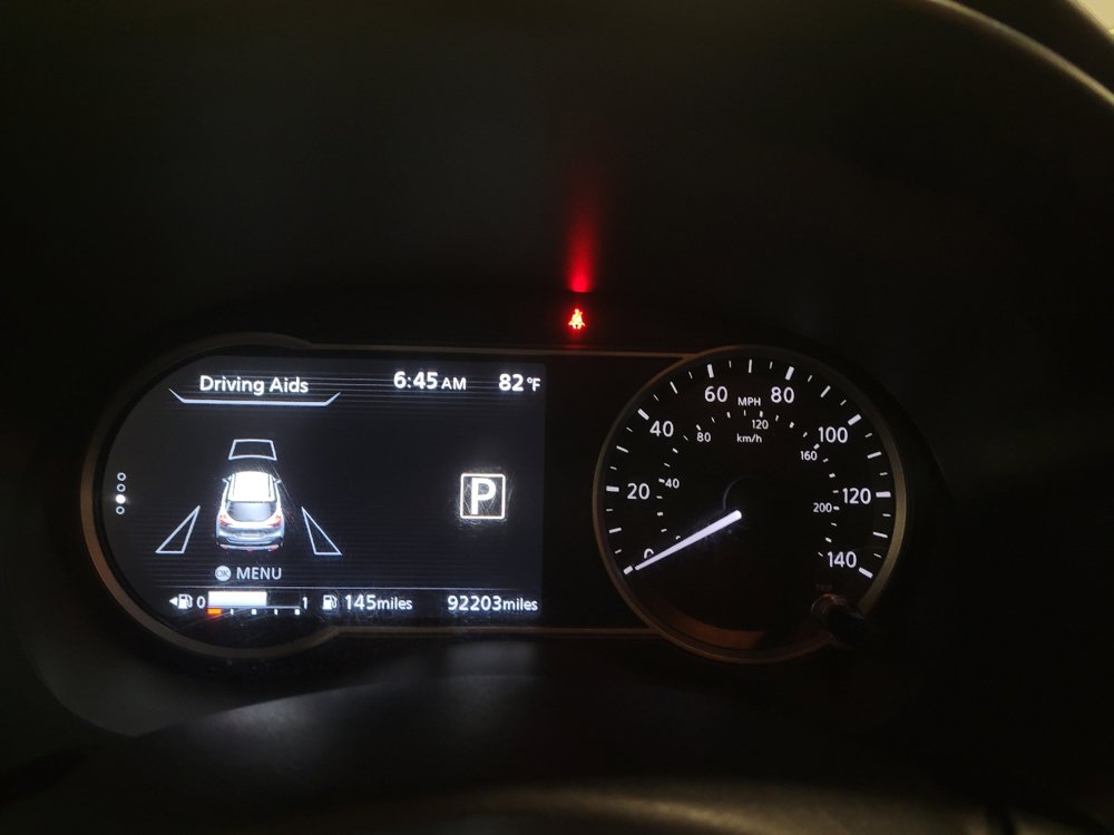 Used 2018 Nissan Kicks SV FWD image 23