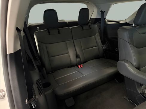 New 2026 Ford Explorer Active w/ Active Comfort Package AWD/4WD image 32