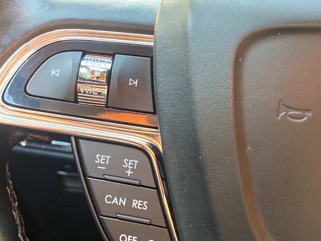 Certified 2023 Lincoln Nautilus Reserve FWD image 19