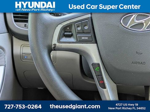 Used 2013 Hyundai Accent GLS w/ Premium Pkg FWD image 24