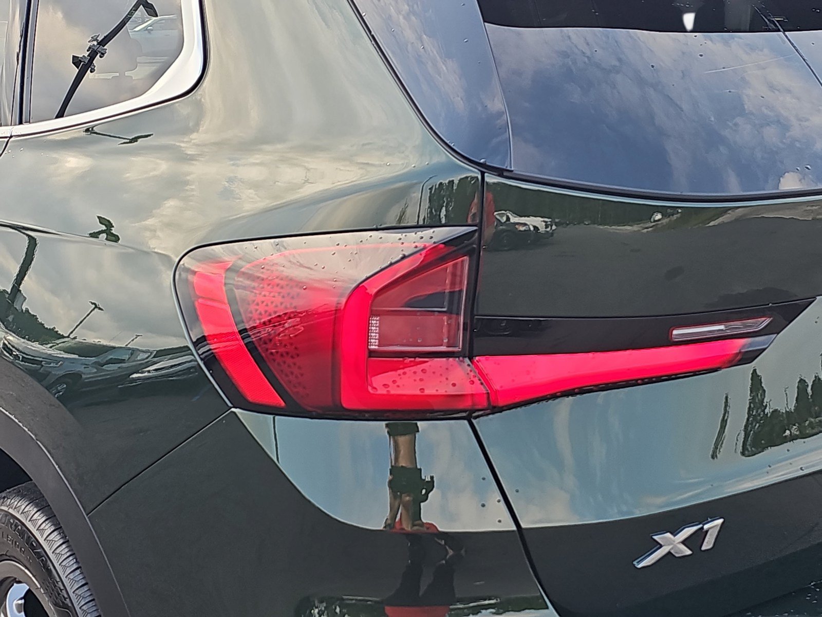 Used 2023 BMW X1 xDrive28i w/ Premium Package AWD/4WD image 31