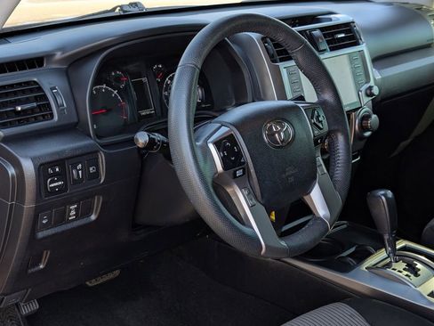 Used 2020 Toyota 4Runner SR5 RWD image 30