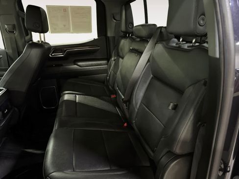 Used 2022 GMC Sierra 1500 Elevation w/ Elevation Premium Package AWD/4WD image 20