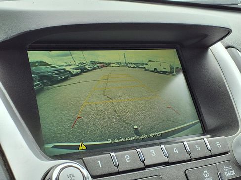 Used 2016 GMC Terrain SLE w/ Convenience Package AWD/4WD image 23