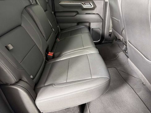 Used 2025 GMC Sierra 1500 SLT AWD/4WD image 13