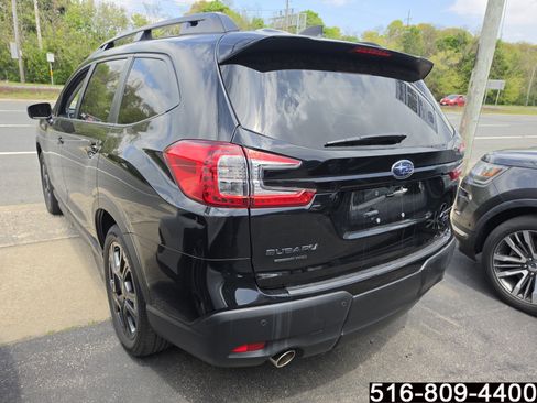 Used 2023 Subaru Ascent Onyx Edition AWD/4WD image 5