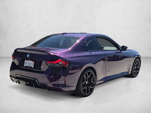 Used 2025 BMW 230i Coupe w/ M Sport Package RWD image 5